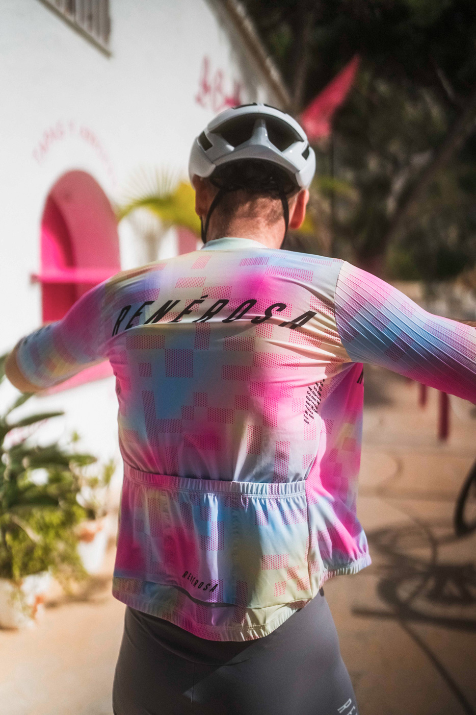 Pixel_jersey_Backside_DSC00020Calpe_02_26_2kb